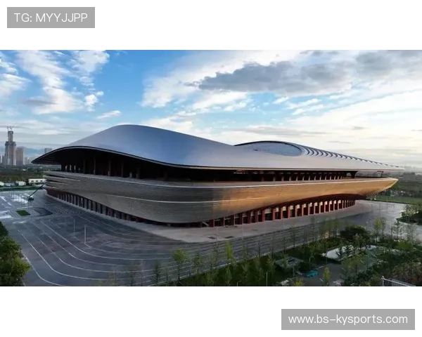 2026年足球基层场馆建设：资金与政策并行，足球场馆面积有多大